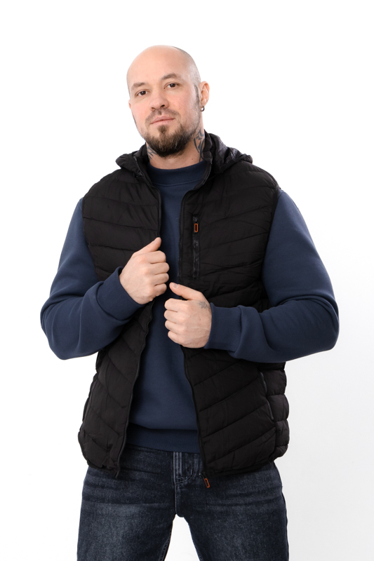 Жилетка чоловіча